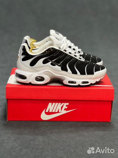 Кроссовки Nike