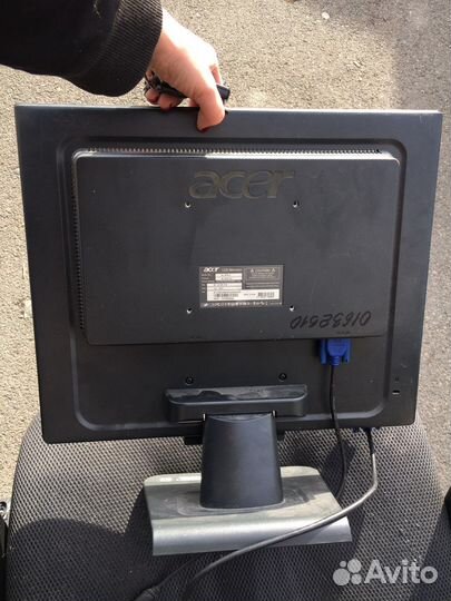 Монитор + компьютерный стул