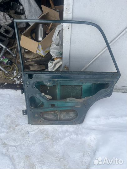 Продам заднюю правую дверь ваз 2105, 2107