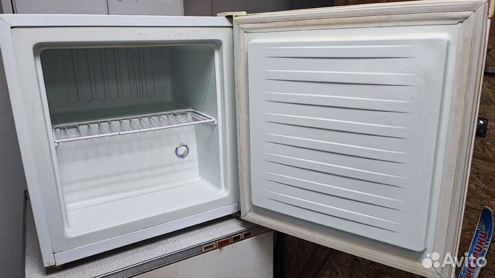 Морозильная камера Elenberg FR-0405 Рассрочка