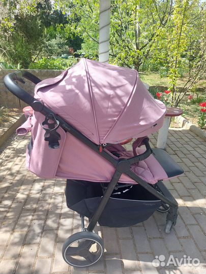 Прогулочная коляска carrello bravo всесезонная
