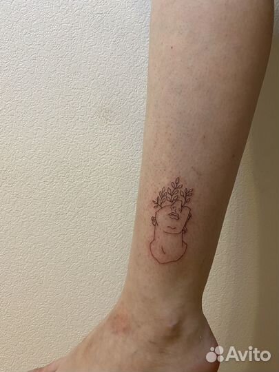 Модель на тату