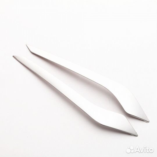 Накладки на передний бампер Toyota Camry V70