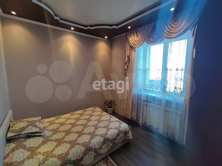 Коттедж 210,9 м² на участке 12 сот.