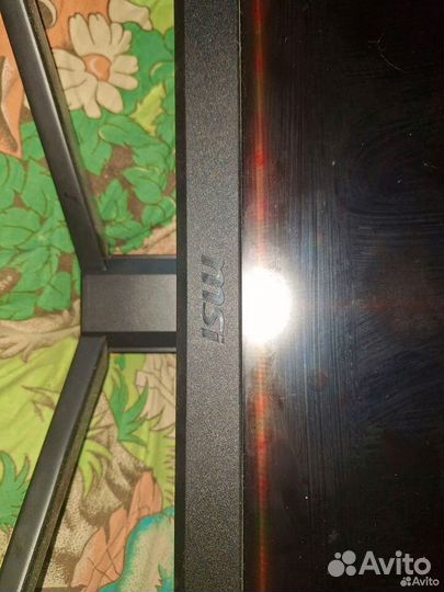 Продаю монитор MSI optix mag272c