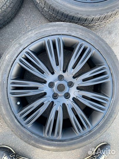 Оригинальные диски на Range Rover r22