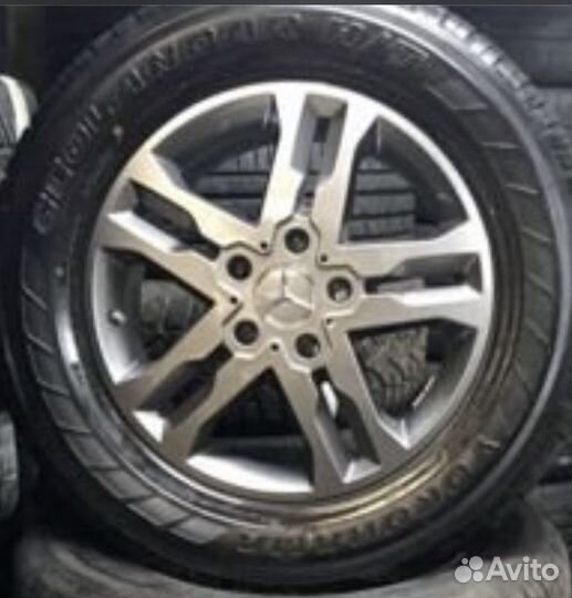 Bridgestone 285\60\18 116S 8шт