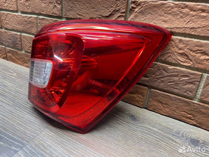 Фонарь задний правый Suzuki SX4 S-Cross Рест 2016+
