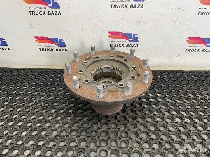 1724406 Ступица передняя