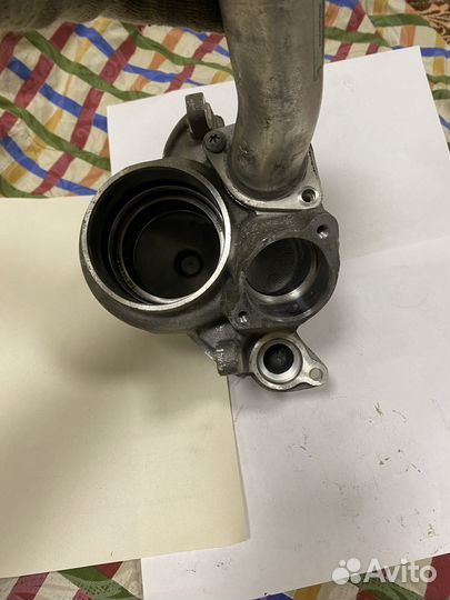 Корпус термостата Panamera 94810608002 94810636003