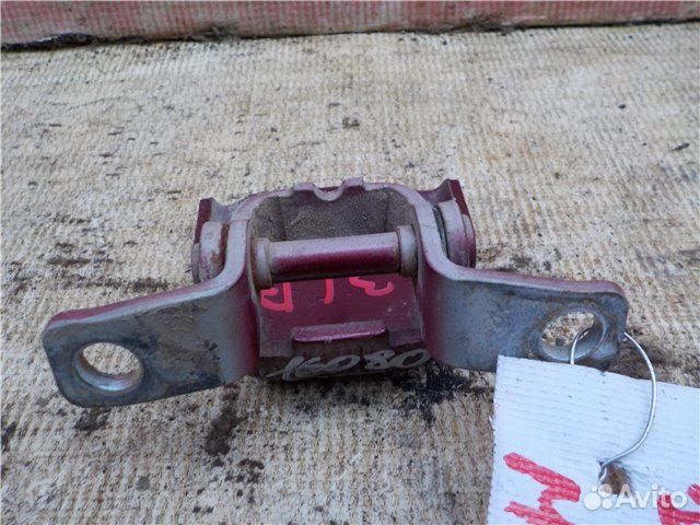 Петля двери верхняя задняя левая Daewoo Matiz M100