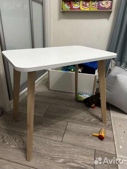 Детский стол
