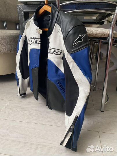 Мотокуртка кожаная