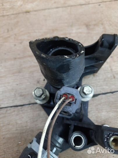 Фланец системы охлаждения Ford Fusion хетчбэк 5дв