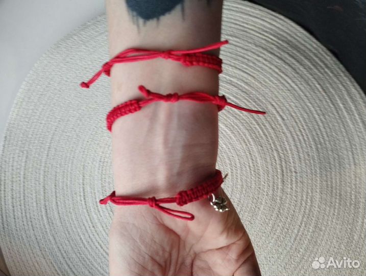 Браслет красная нить 
