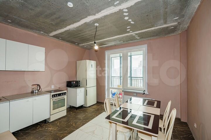 3-к. квартира, 69 м², 10/18 эт.