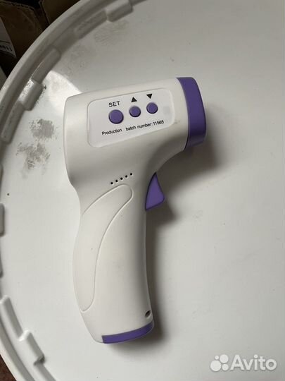 Бесконтактный инфракрасный термометр, пирометр