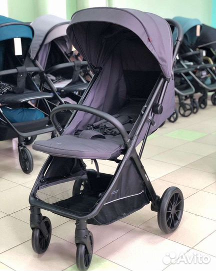 Всесезонная коляска Carrello Nero 2023 до 22кг