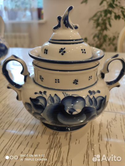 Посуда гжель