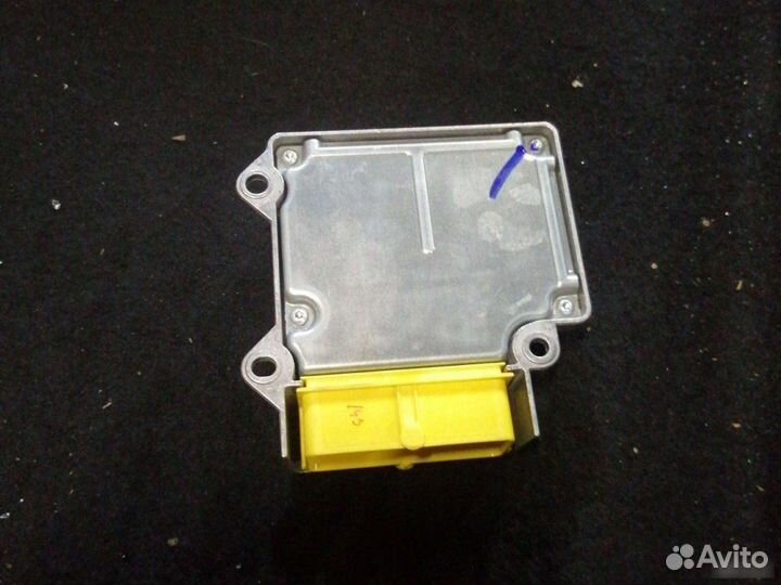 Блок управления AIR BAG Skoda Superb 2