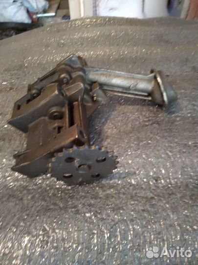 Масляный насос Рено Логан 1,6 л