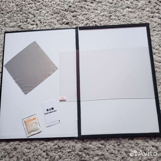 Защитная стеклянная плёнка для ноутбука