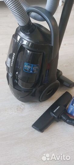 Пылесос Samsung SC8874