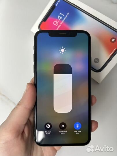 iPhone X, 64 ГБ