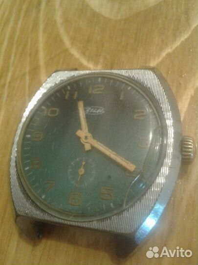 Часы зим СССР