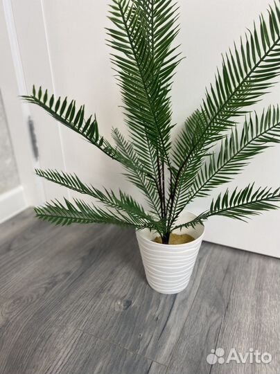 Искусственная пальма
