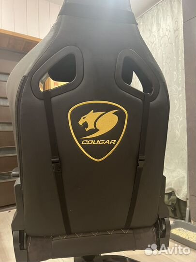 Компьютерное кресло Cougar throne royal