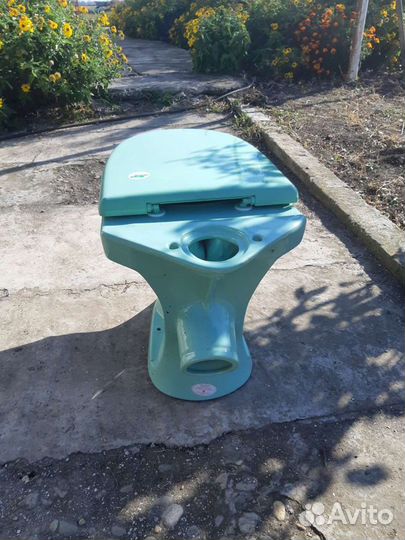 Унитаз напольный новый