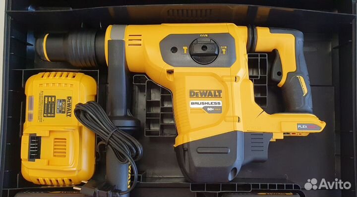 Перфоратор DeWalt DCH481X2