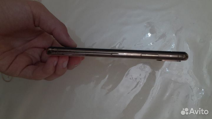 iPhone Xs, 256 ГБ