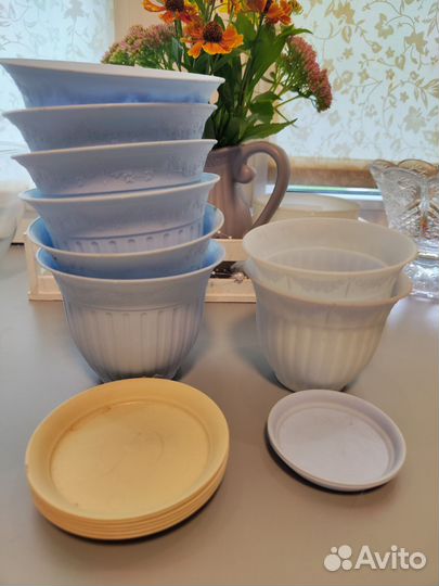 Горшки для цветов бронь