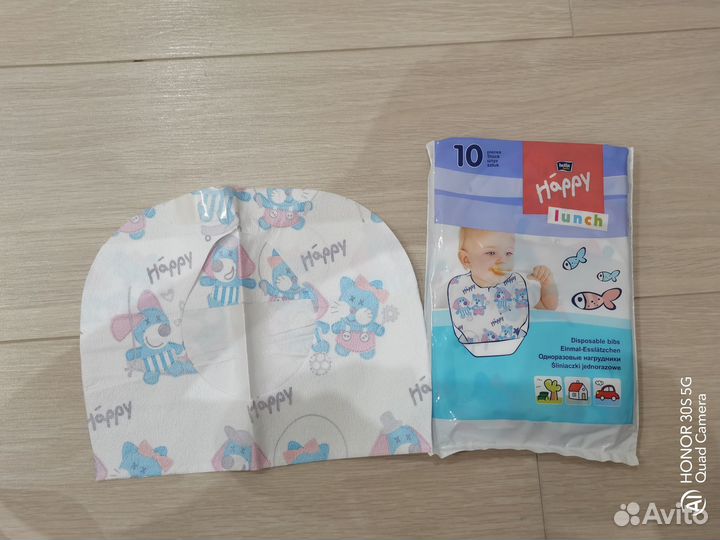 Слюнявчик, нагрудник. Новый