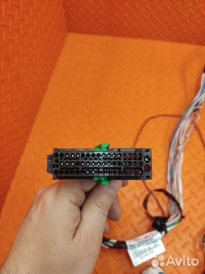 Проводка багажника Renault Kaptur F4RE410 2017