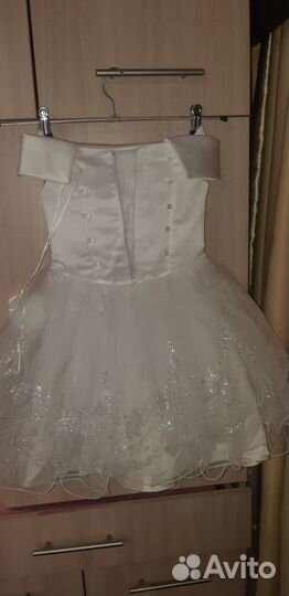 Нарядное платье доя девочки 4-6 лет