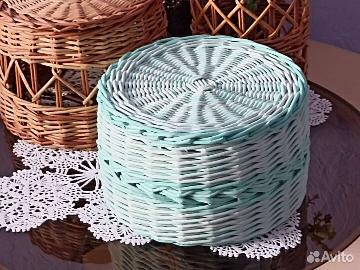 Шкатулка плетёная