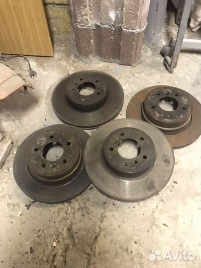 Диски тормозные б/у BMW E60 525xi