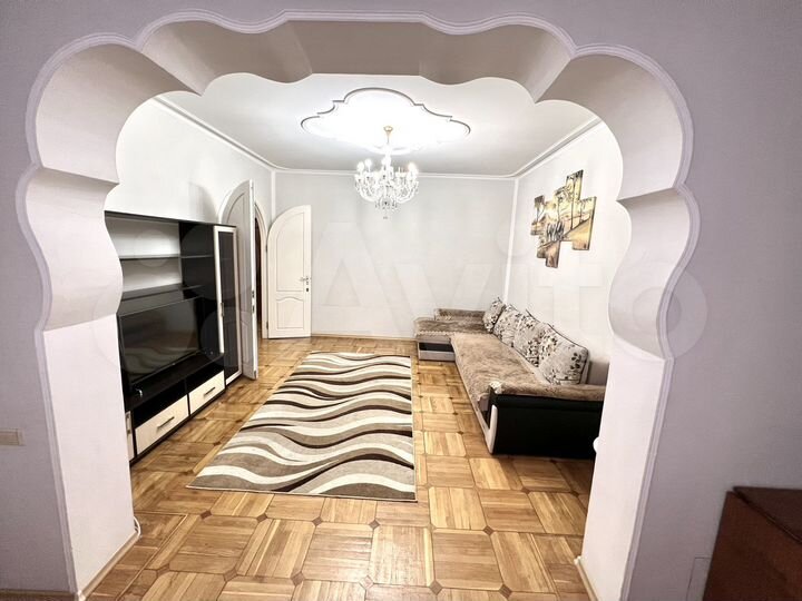 2-к. квартира, 50 м², 3/9 эт.