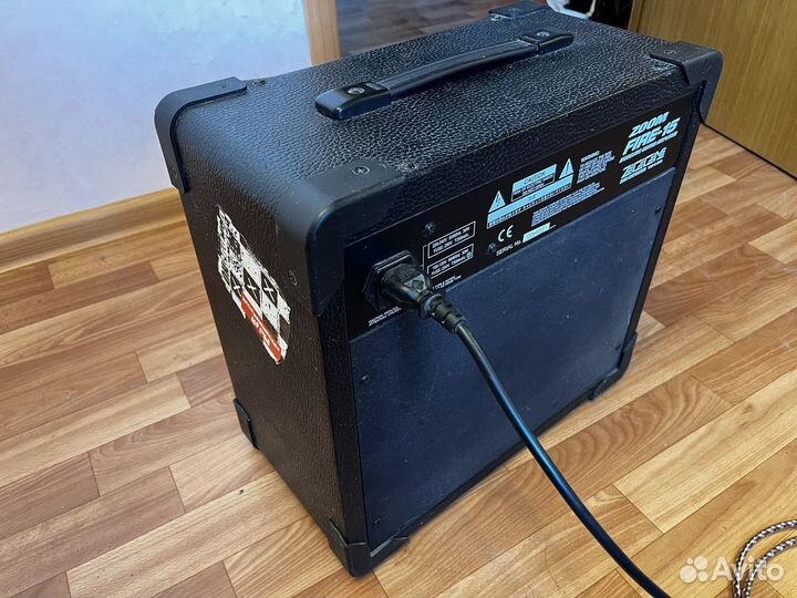 Гитарный процессорный комбоусилитель Zoom Fire-15