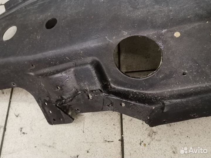 Боковина нижняя левая yamaha vt700 venture