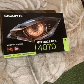 Видеокарта gigabyte rtx 4070 windforce 12GB