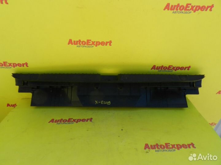 Обшивка задней панели,багажника LADA X-Ray