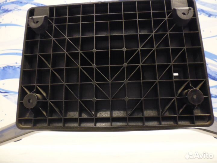 Подставка от телевизора LG 55LA660V с крепежом