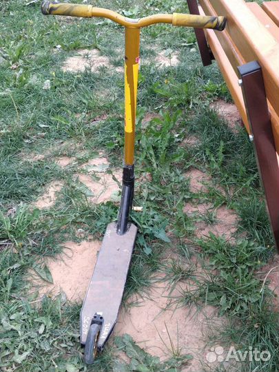 Самокат трюковой