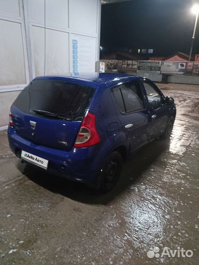 Dacia Sandero 1.4 МТ, 2009, 130 000 км