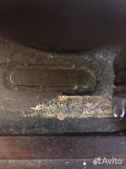 Швейная машина Singer