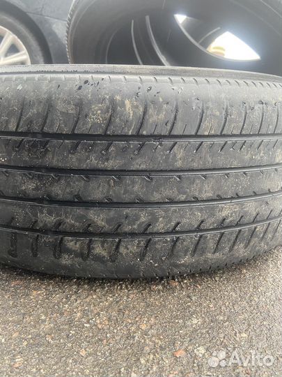 Yokohama dB Decibel E70 215/55 R17